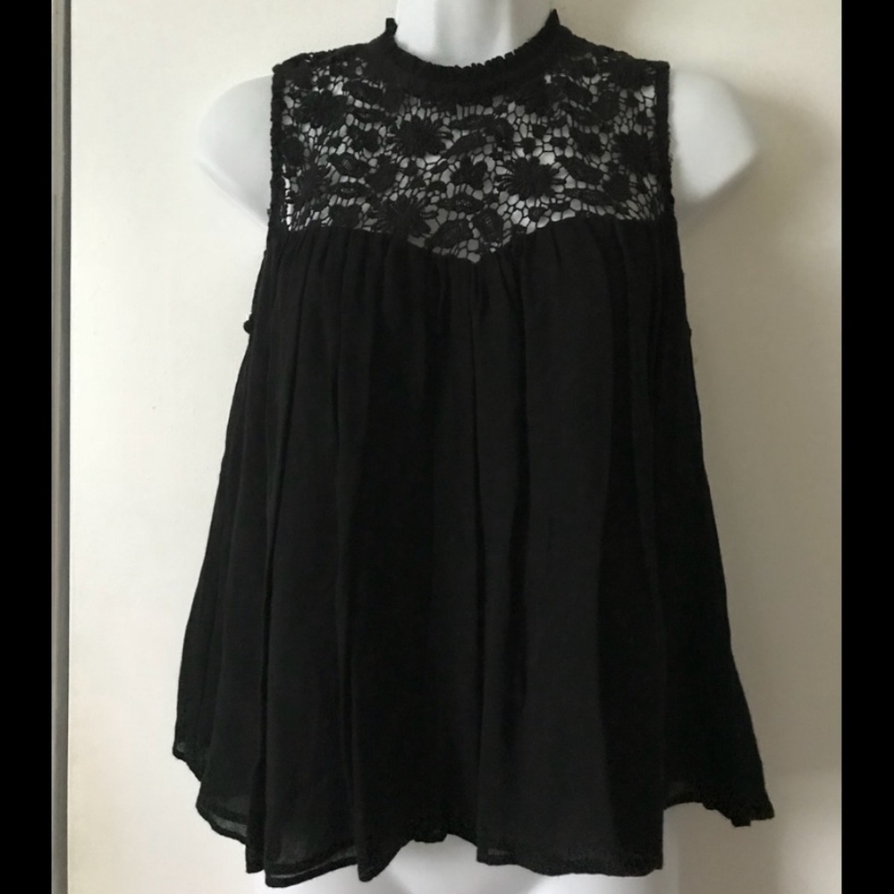 Zara crocheted top